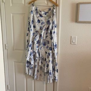NWT sz 4 Torrid HiLo Challis Maxi skirt